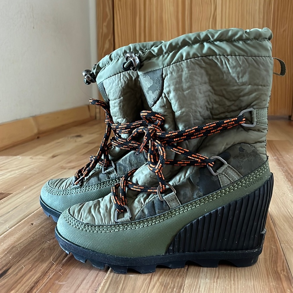 Sorel Kinetic Wedge Boot